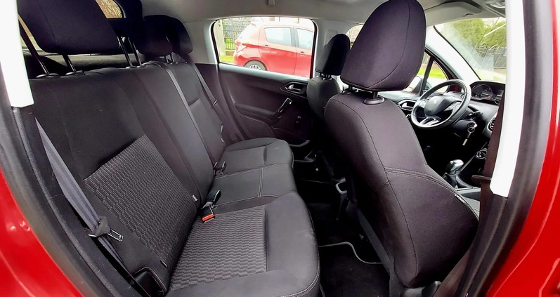 Peugeot 208 cena 27900 przebieg: 94000, rok produkcji 2016 z Prudnik małe 106